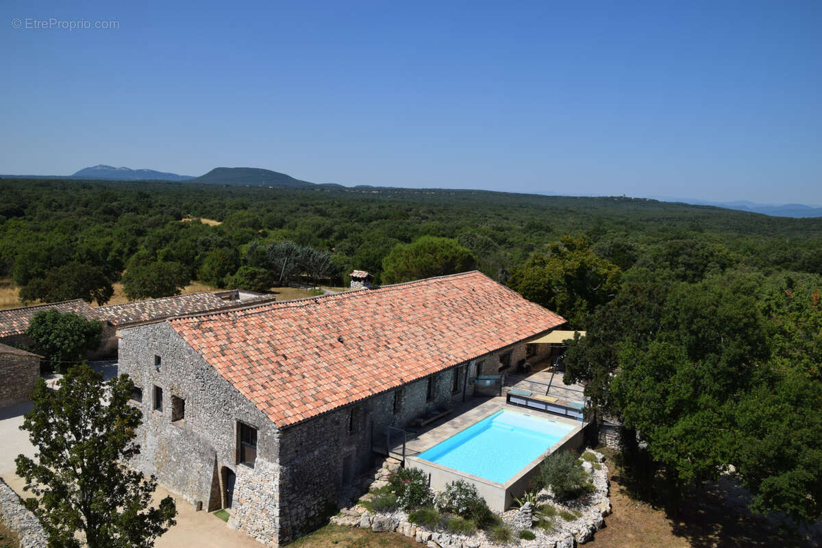 Maison à GOUDARGUES