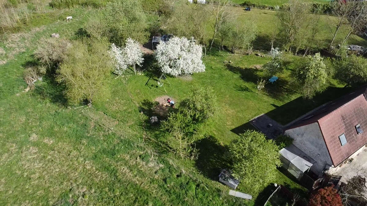 Maison à SAINT-ARNOULT-DES-BOIS