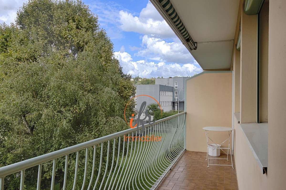 Appartement à BOURGOIN-JALLIEU