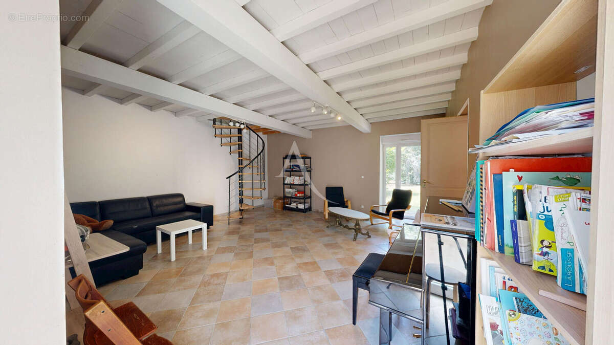 Maison à LADERN-SUR-LAUQUET