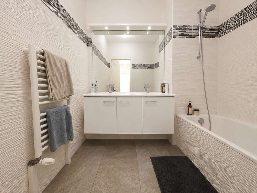 Un écrin de verdure au cœur de Rambouillet   Appartement 3 pièces avec jardin privatif - photo 8