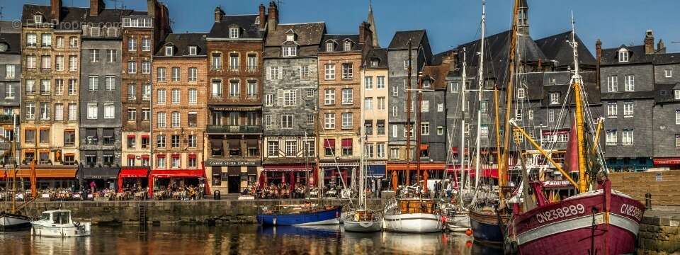 Terrain à HONFLEUR
