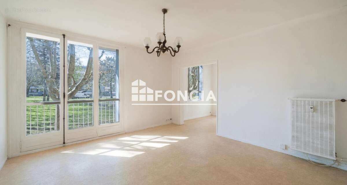 Appartement à MONTELIMAR