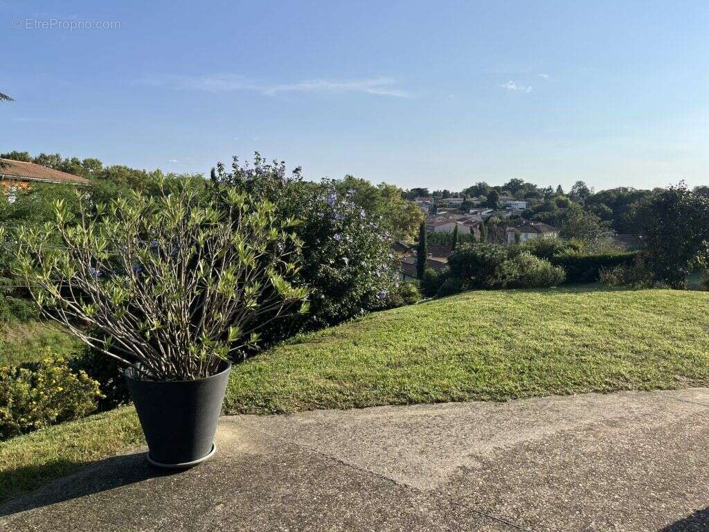 Maison à CAILLOUX-SUR-FONTAINES