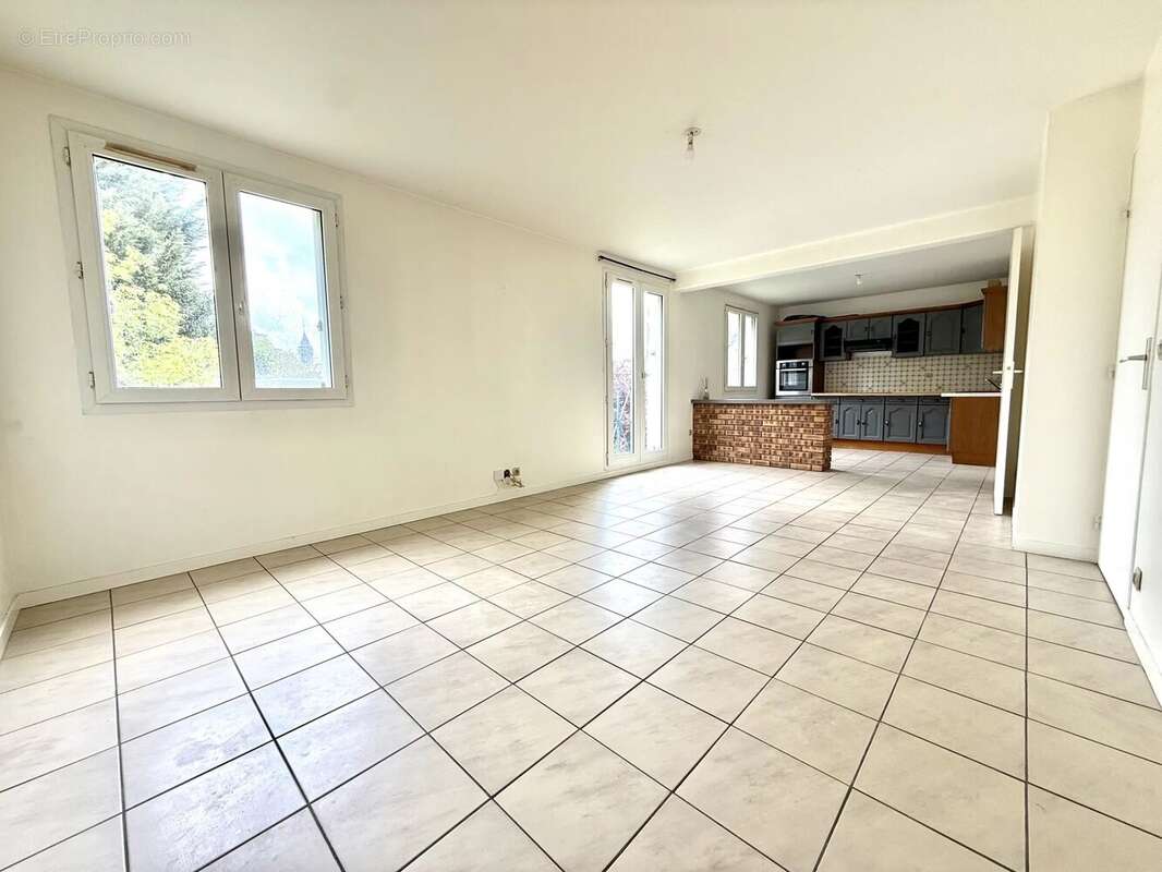 Appartement à PACY-SUR-EURE