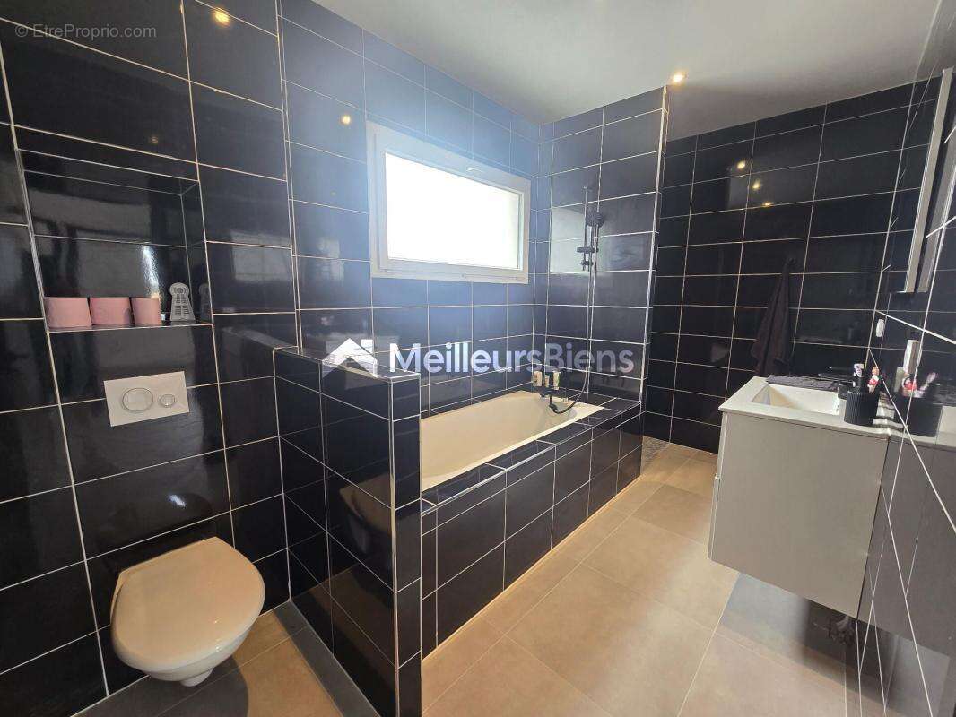 Maison 6 pièces avec suite parentale et garage à Collonges-et-Premières - photo 11