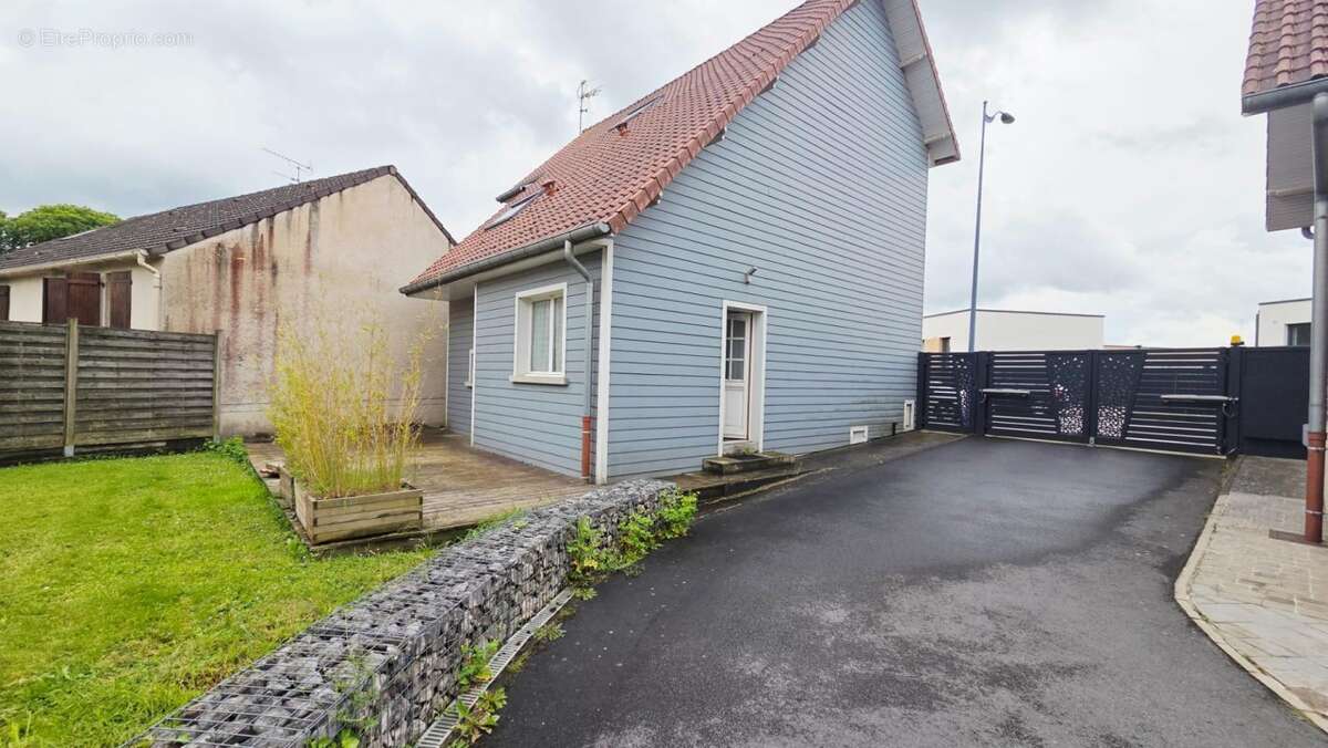 Maison à BEAURAINS