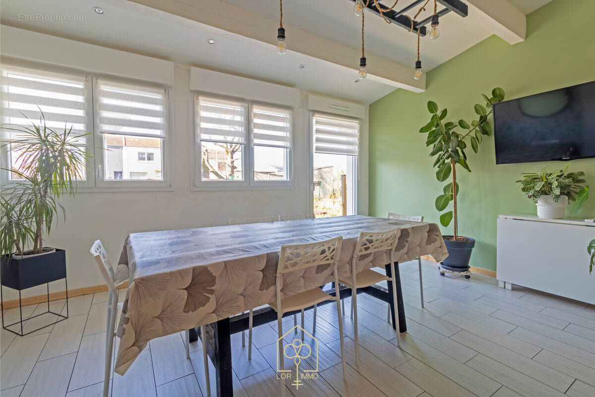 Maison à MAIZIERES-LES-METZ