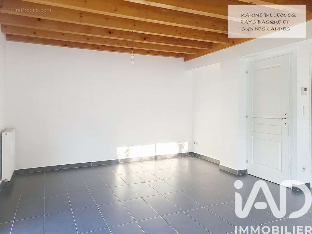 Photo 8 - Maison à URT
