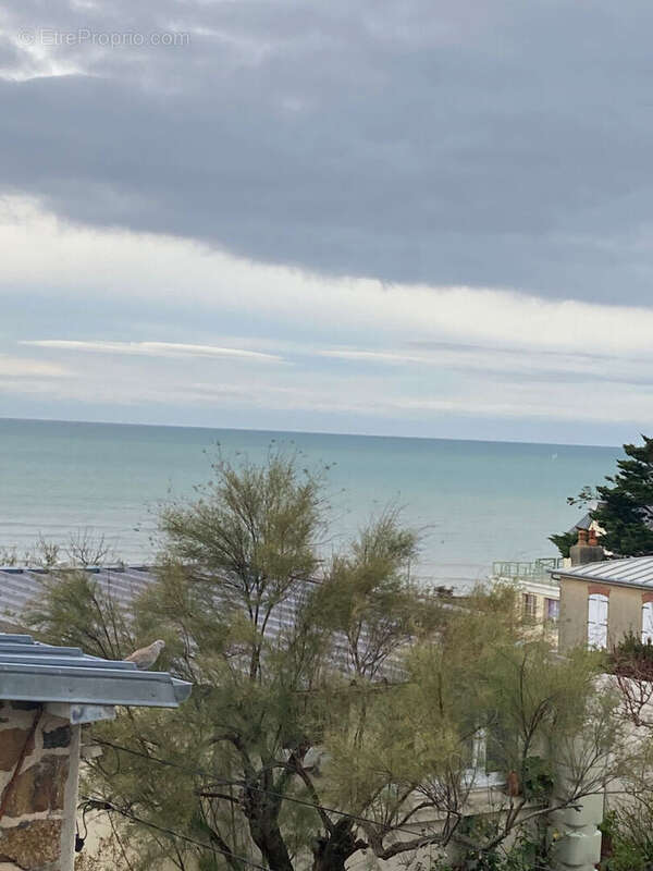 Maison à SAINT-PAIR-SUR-MER