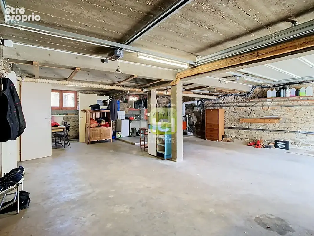 Maison à fort potentiel , atelier 60 m² , jardin ,combles aménageables - photo 18