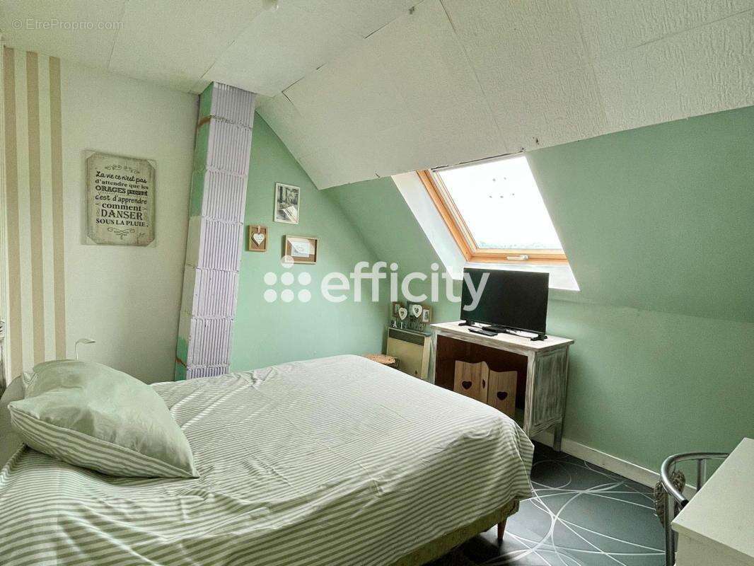 Maison 149 m² à Yzeures-Sur-Creuse  - photo 8
