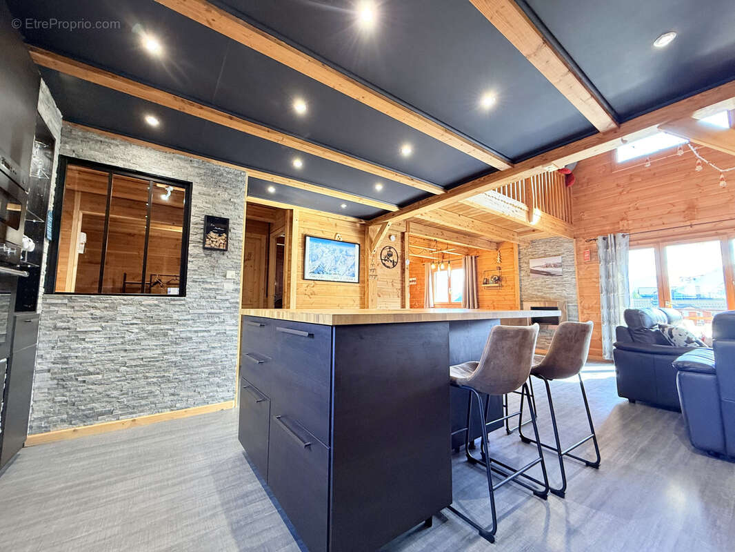 Maison à FONTCOUVERTE-LA-TOUSSUIRE