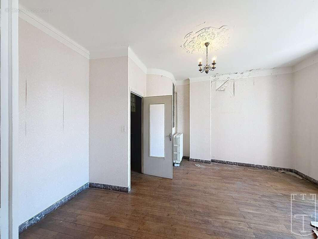 Appartement à AUBENAS