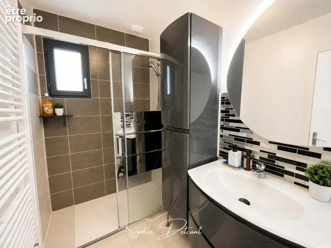 Maison à vendre 4 pièces NEUVY LE ROI (37) 22 minutes de Tours Nord - photo 5