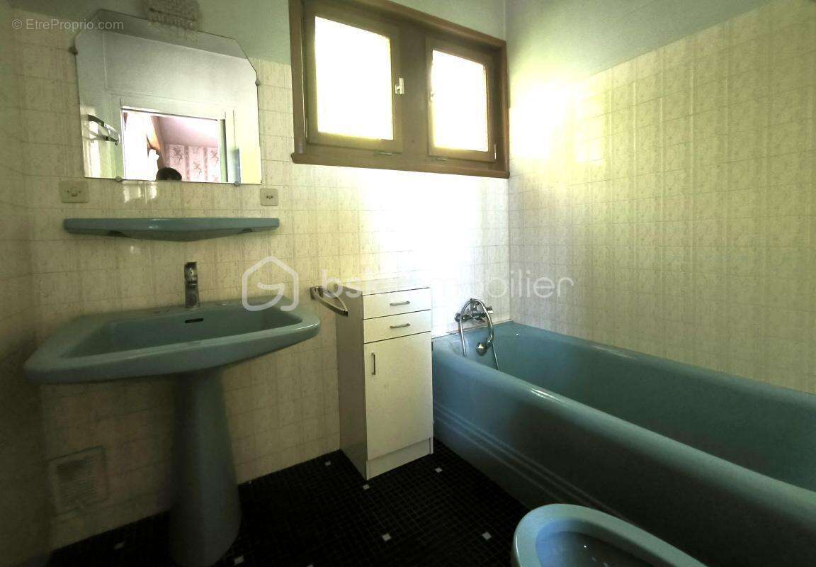 Maison de 220m2 et 880m2 de terrain - photo 13