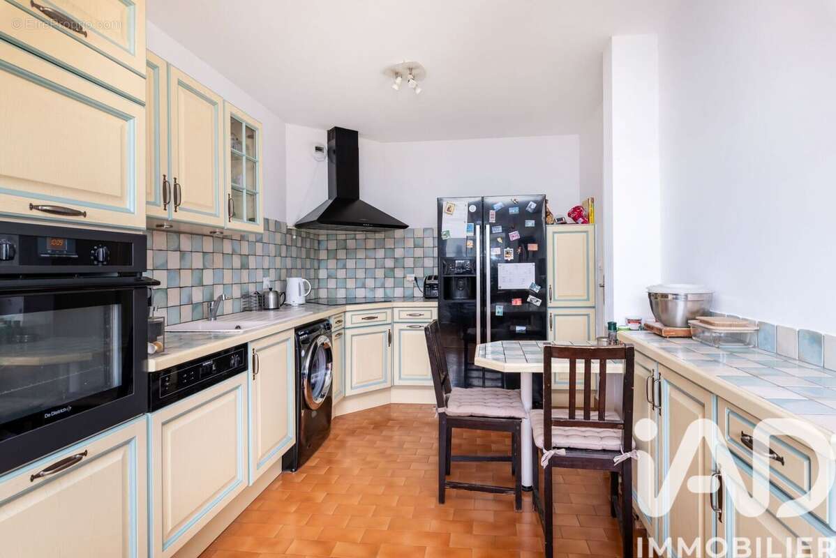 Photo 4 - Appartement à VILLEURBANNE