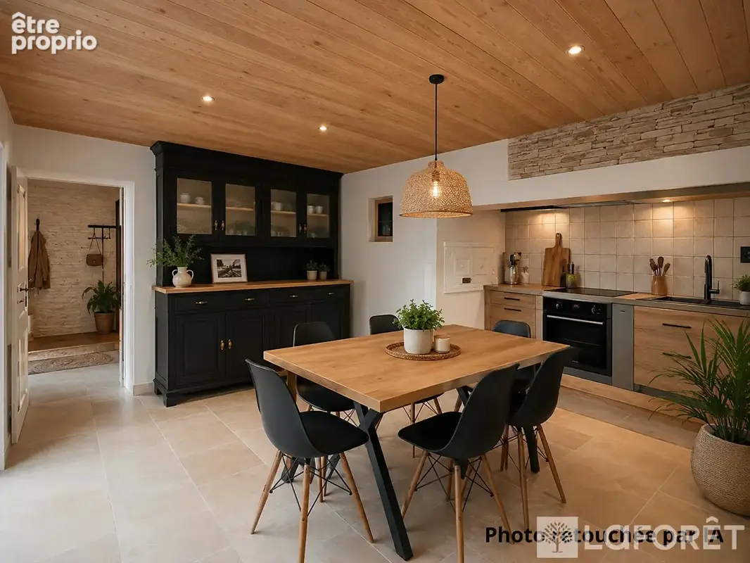 Corps de ferme en pierre avec grange - 151 m² -Fort potentiel - photo 3