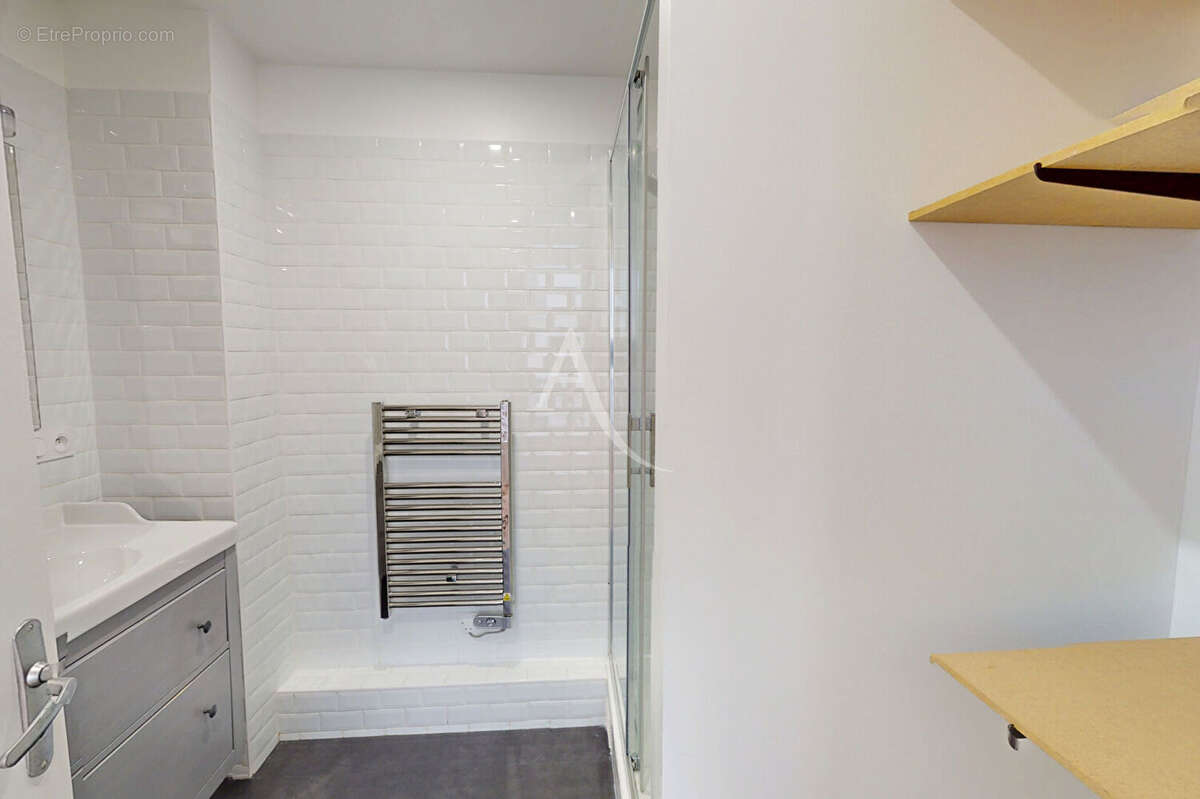 Appartement à PARIS-11E