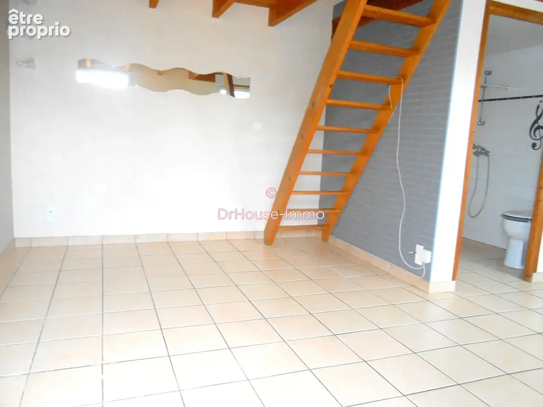 Appartement 23 m² à Valence  - photo 3