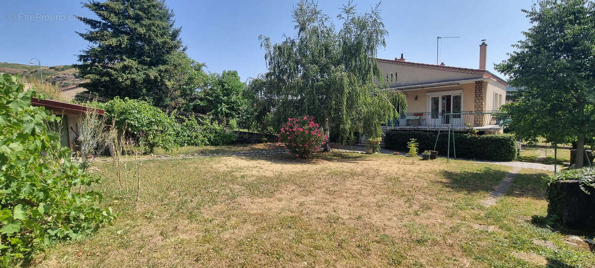 Maison 114 m² à Sarras  - photo 2