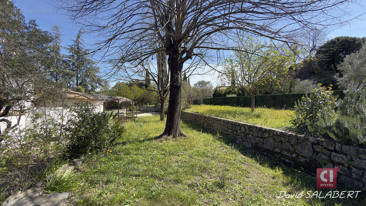 Maison à DRAGUIGNAN