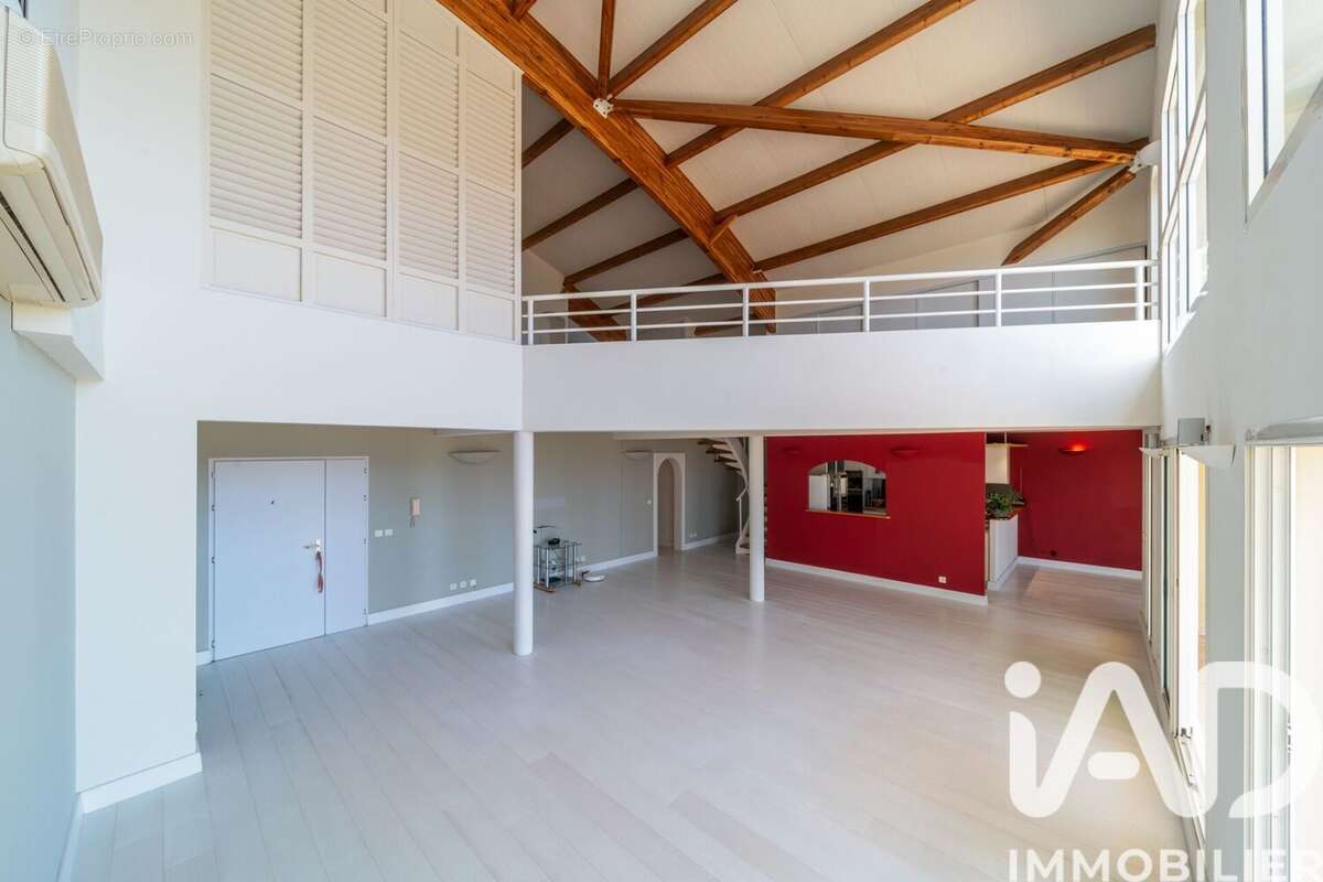 Photo 3 - Appartement à SAINT-DENIS