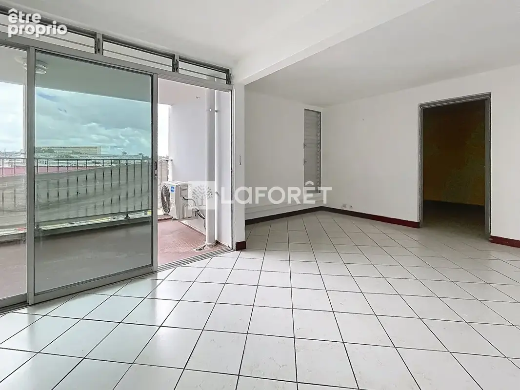 Photo Appartement à Pointe-A-Pitre au prix de 132 000€