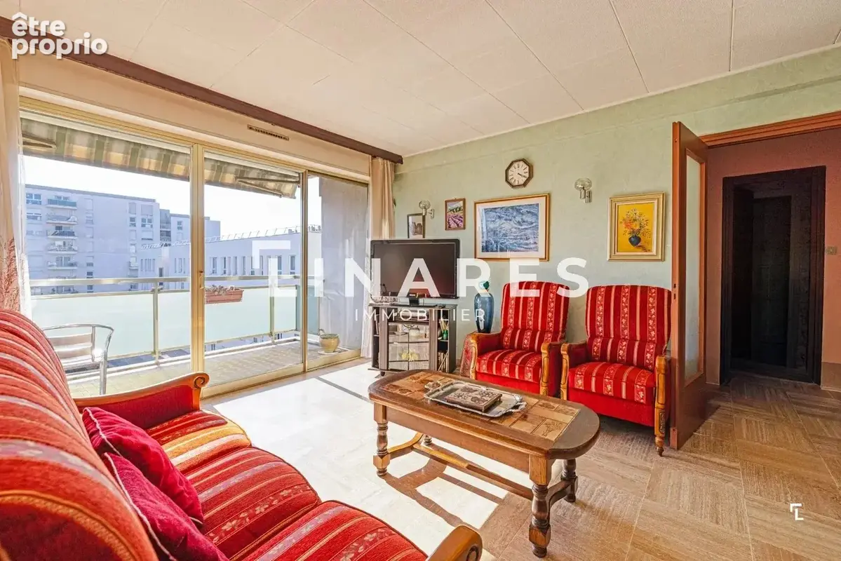 LE SIXIÈME CIEL - Appartement T3 de 95m2 - Balcon 12m2 - Parking - 13001 SAINT-CHARLES - photo 3
