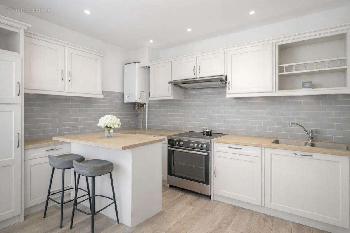 Maison à CASTELGINEST