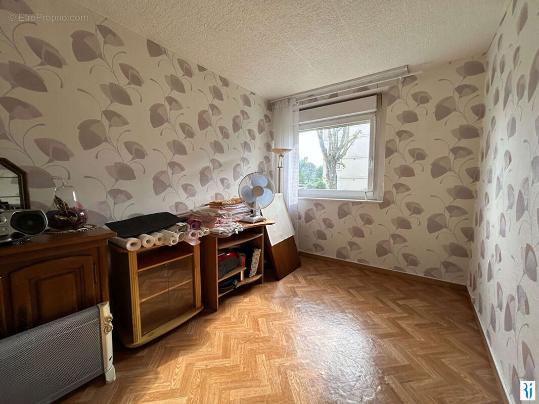 Appartement à MONT-SAINT-AIGNAN
