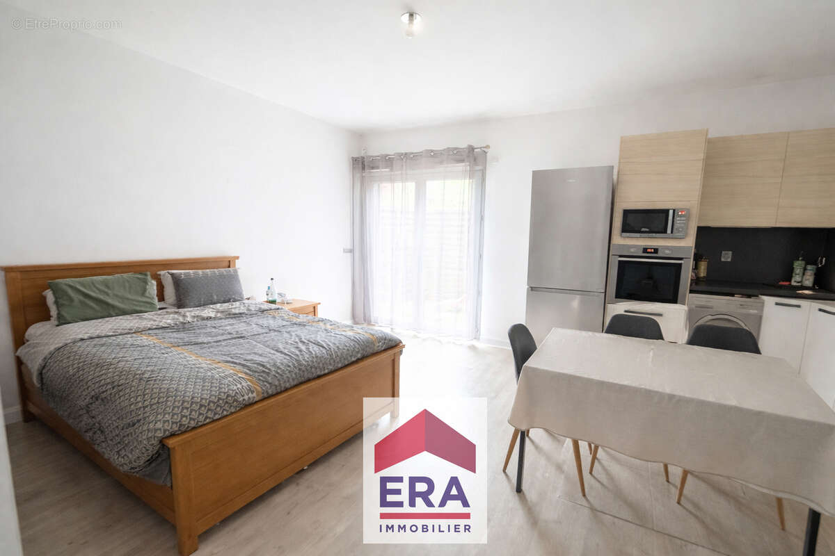 Appartement à SARTROUVILLE