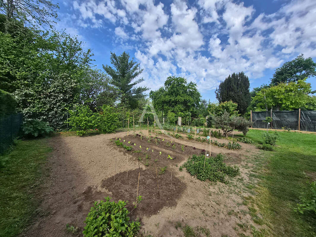 Maison à VILLENEUVE-DE-MARSAN