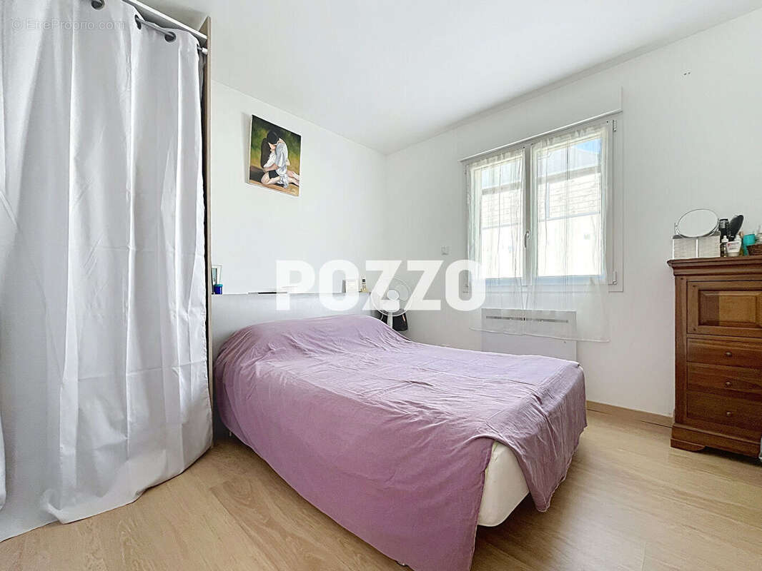 Maison à DONVILLE-LES-BAINS