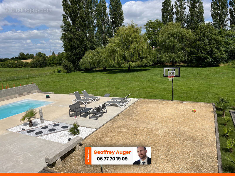 Maison à SAINTE-VERGE