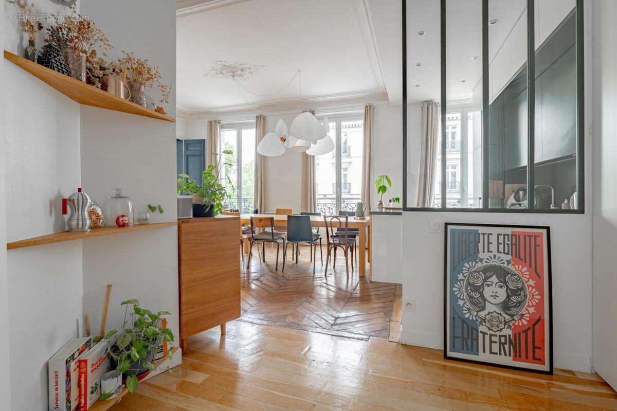 Appartement à PARIS-9E