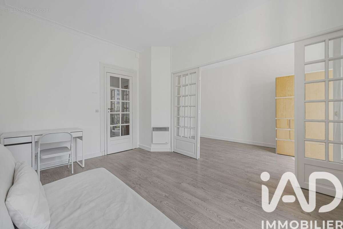 Photo 8 - Appartement à PARIS-11E