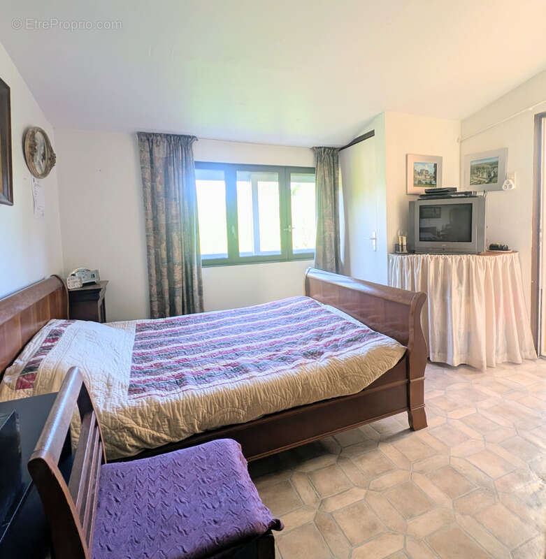 Maison à VIEILLE-EGLISE