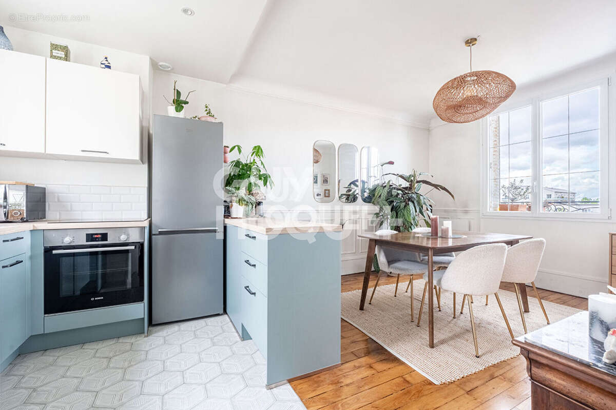 Appartement à ASNIERES-SUR-SEINE