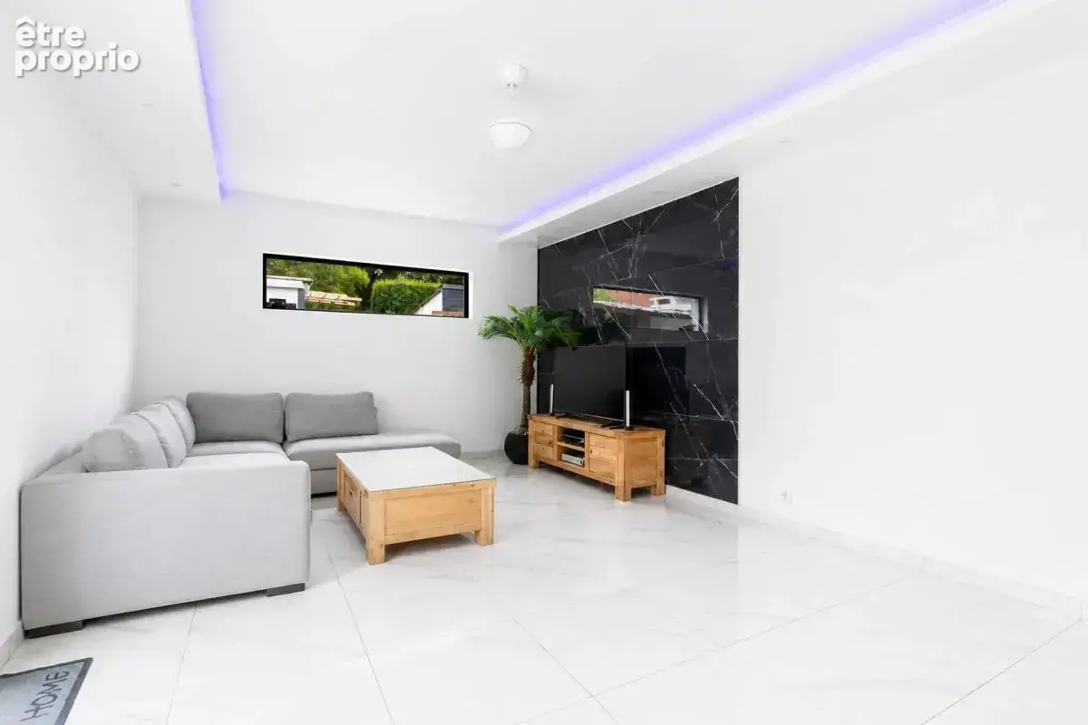 Maison de 4 pièces de 88 m² à Tourcoing Les Orions - photo 2