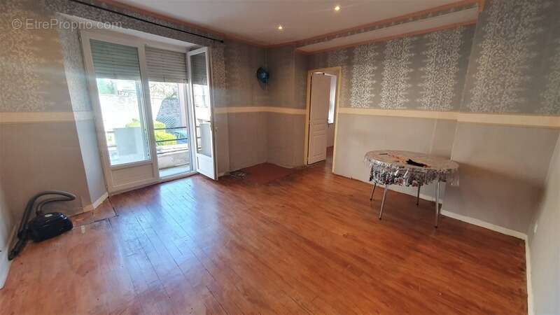 Maison à LUXEUIL-LES-BAINS