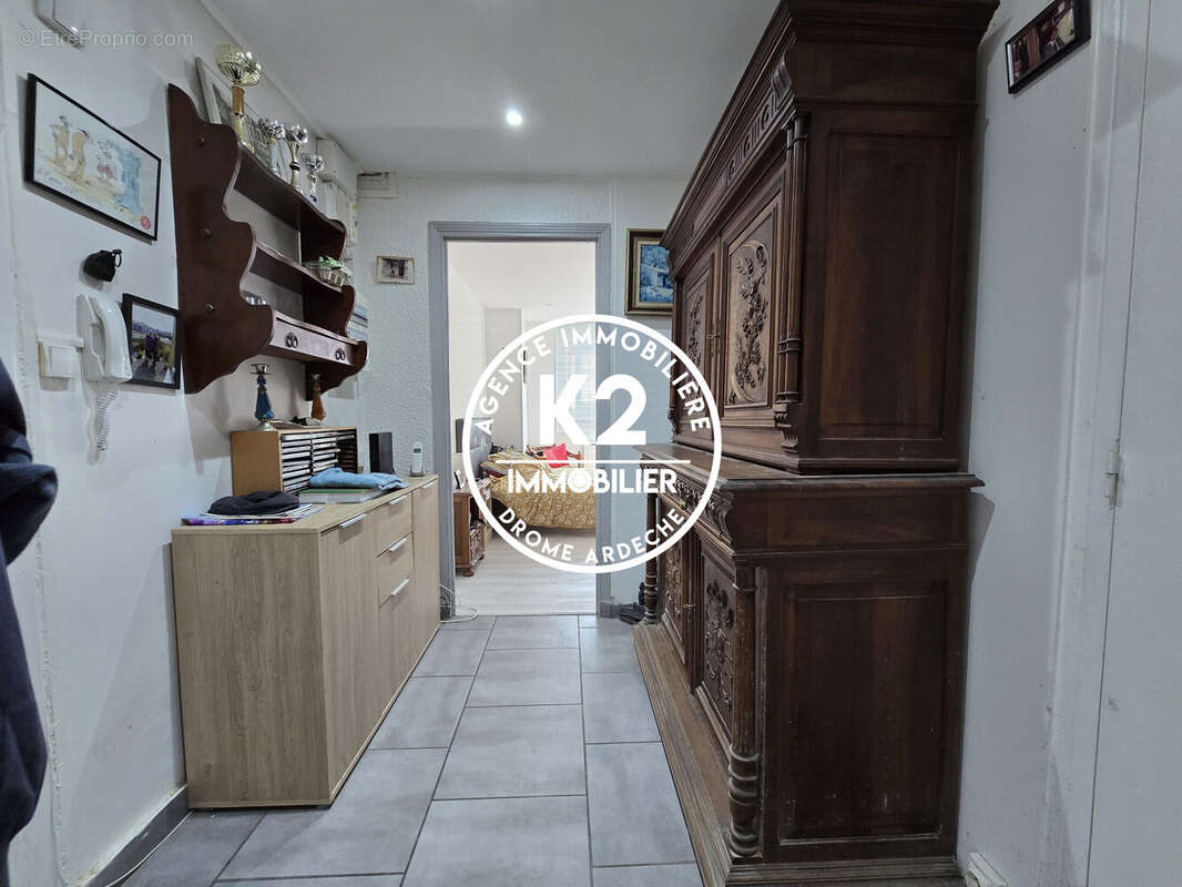 Entrée - Appartement à MONTELIMAR