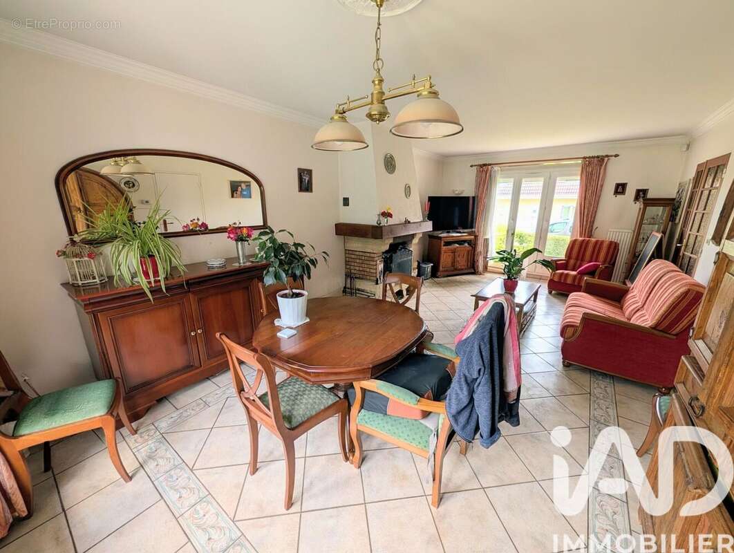 Photo 3 - Maison à EZANVILLE