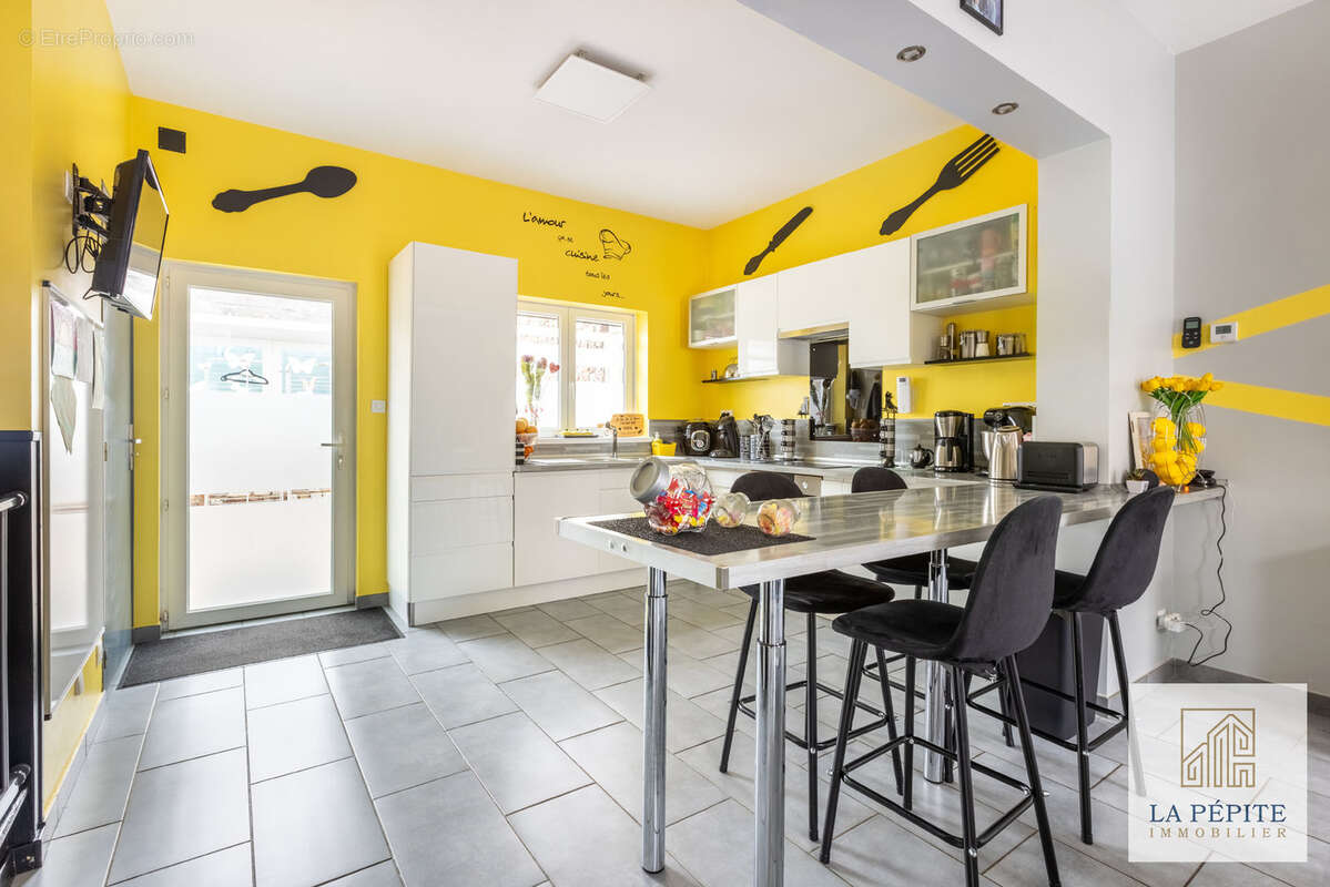 Maison à VILLERS-SIRE-NICOLE