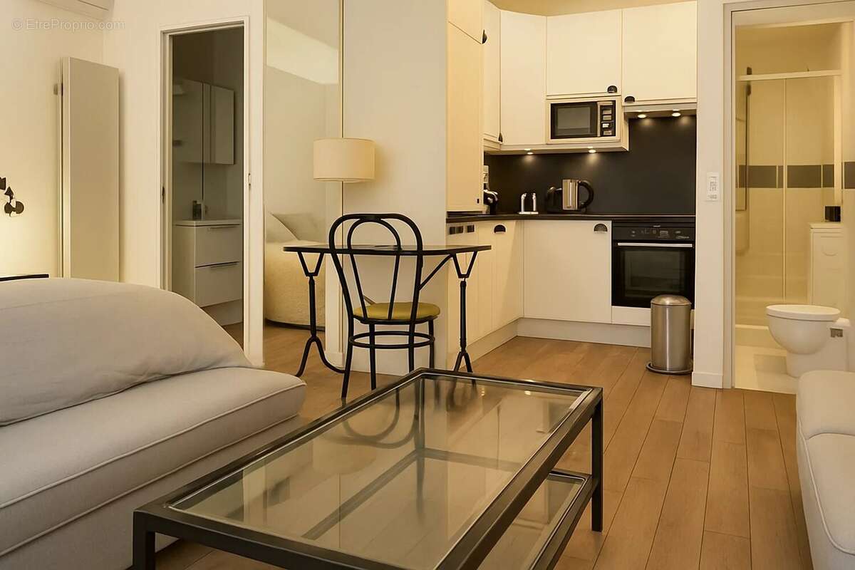 Appartement à PARIS-3E