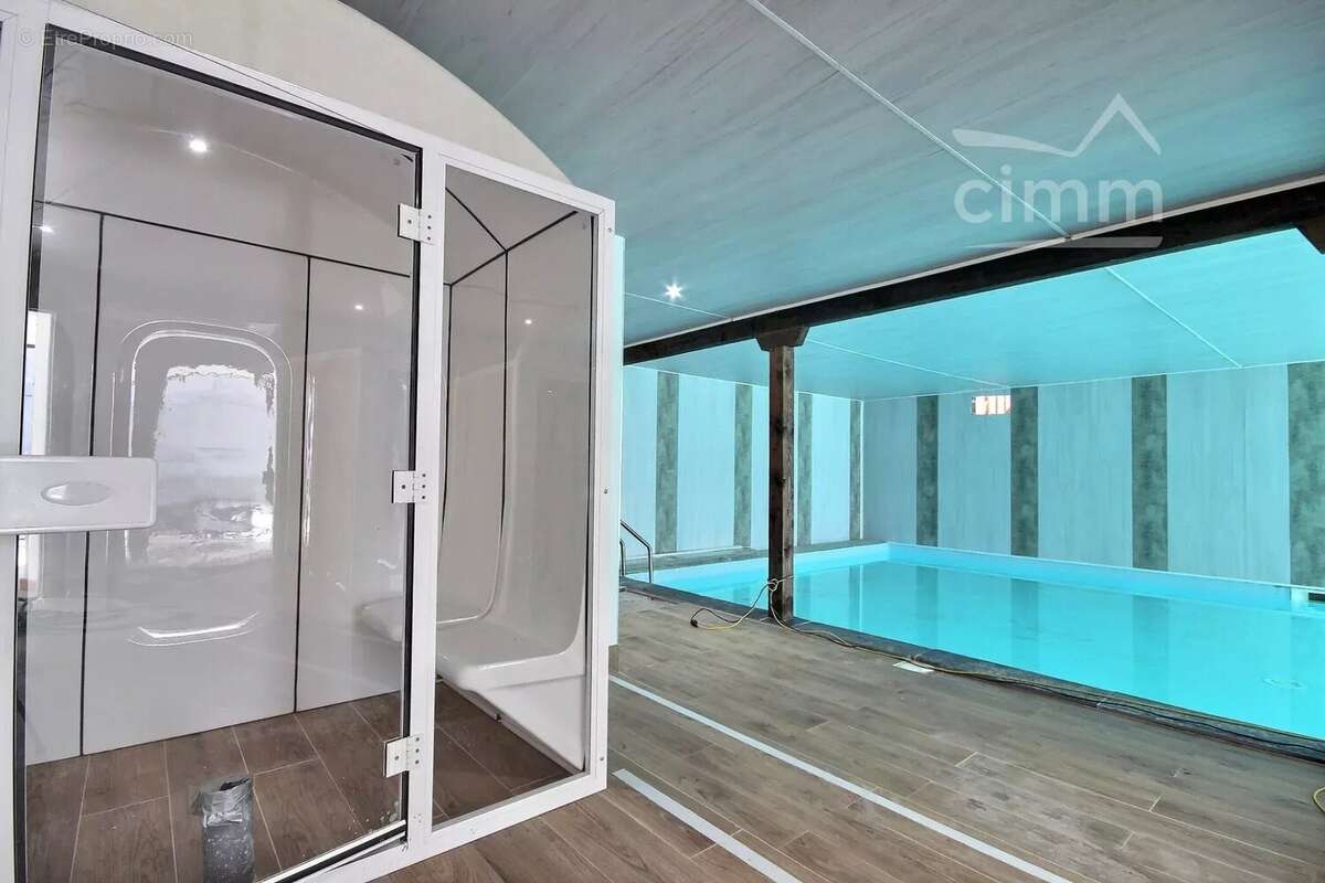 Appartement à LIVRON-SUR-DROME