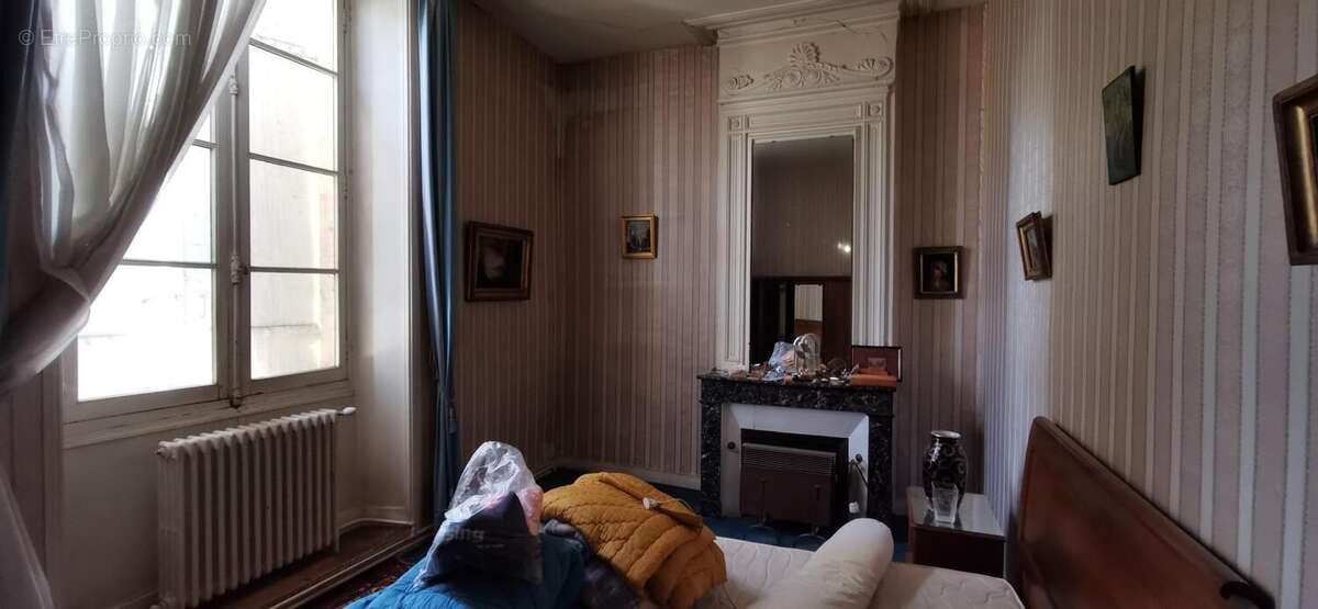 Maison à BOURG
