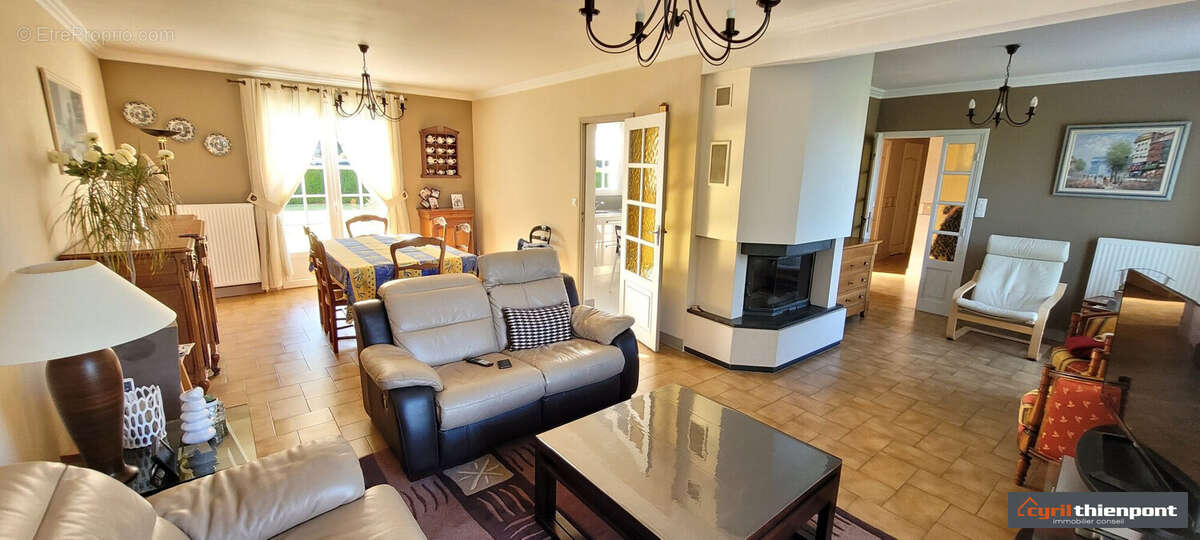 Maison à MAREUIL-CAUBERT