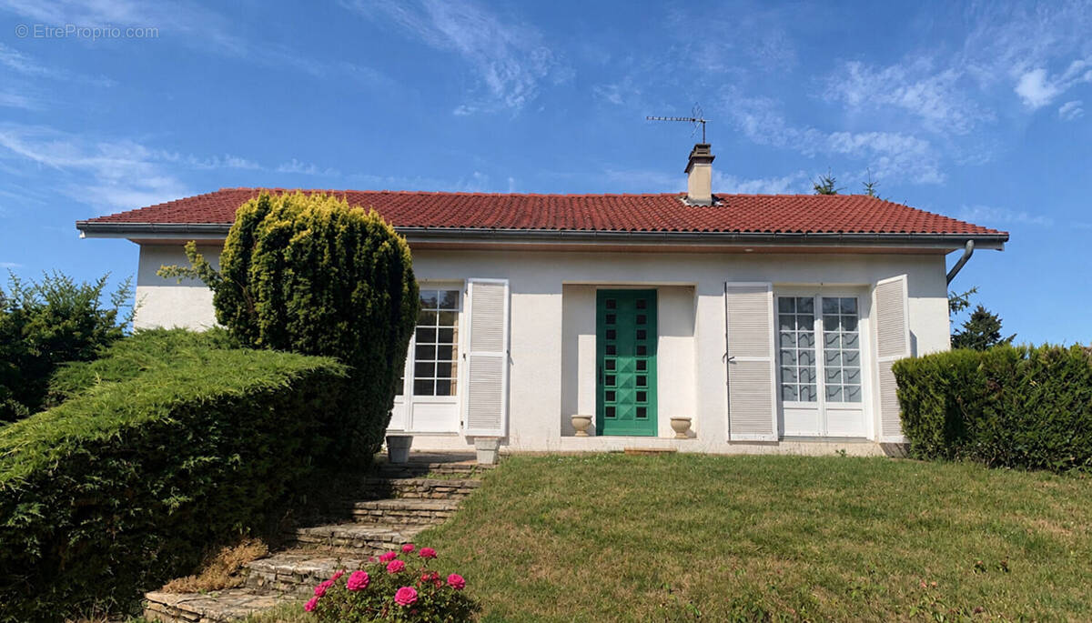 Maison à SAINT-GALMIER