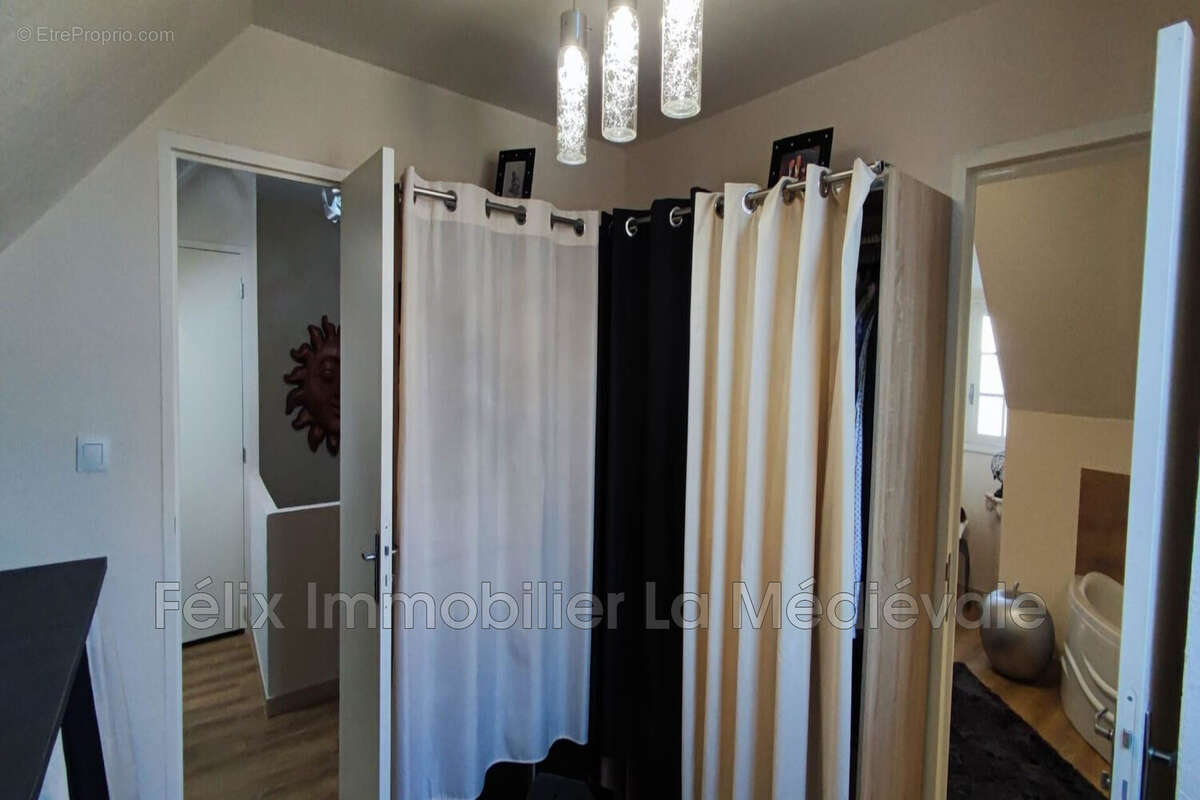 Maison à SARLAT-LA-CANEDA